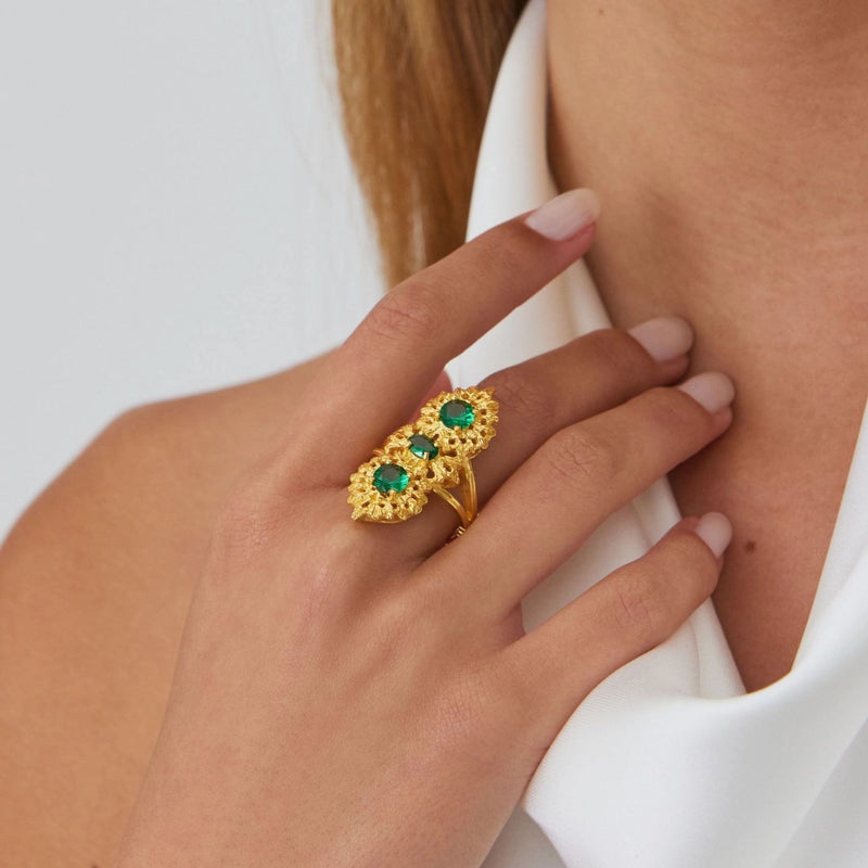 Anillo Reina Verde Triple de Plata Bañada en Oro