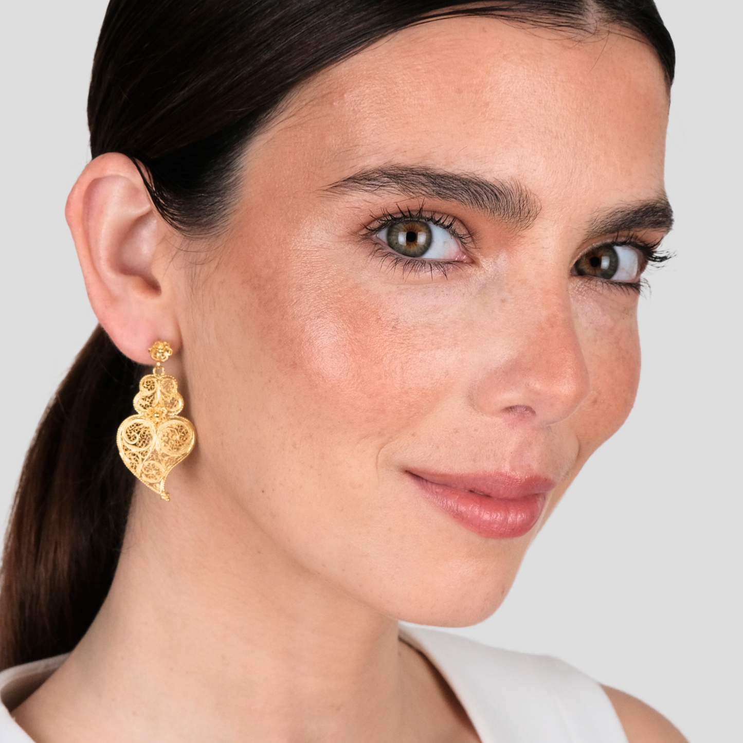 Brincos Coração de Viana Ciclo L em Prata Dourada