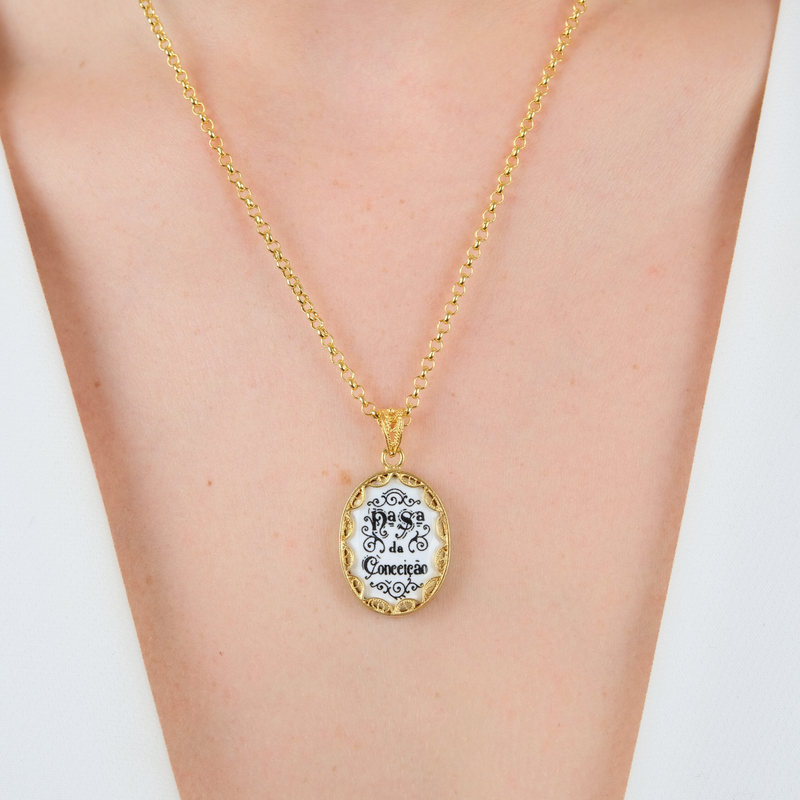 Colar Nossa Senhora da Conceição em Prata Dourada