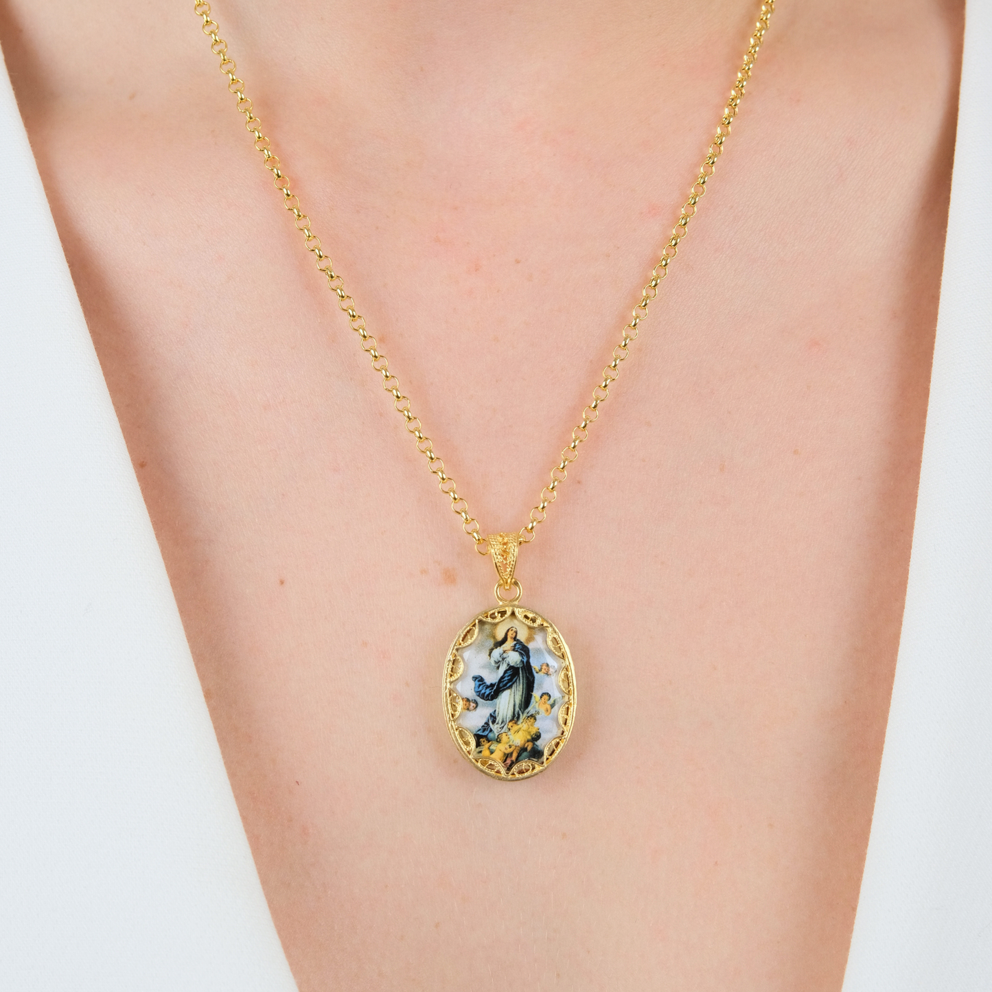 Colar Nossa Senhora da Conceição em Prata Dourada