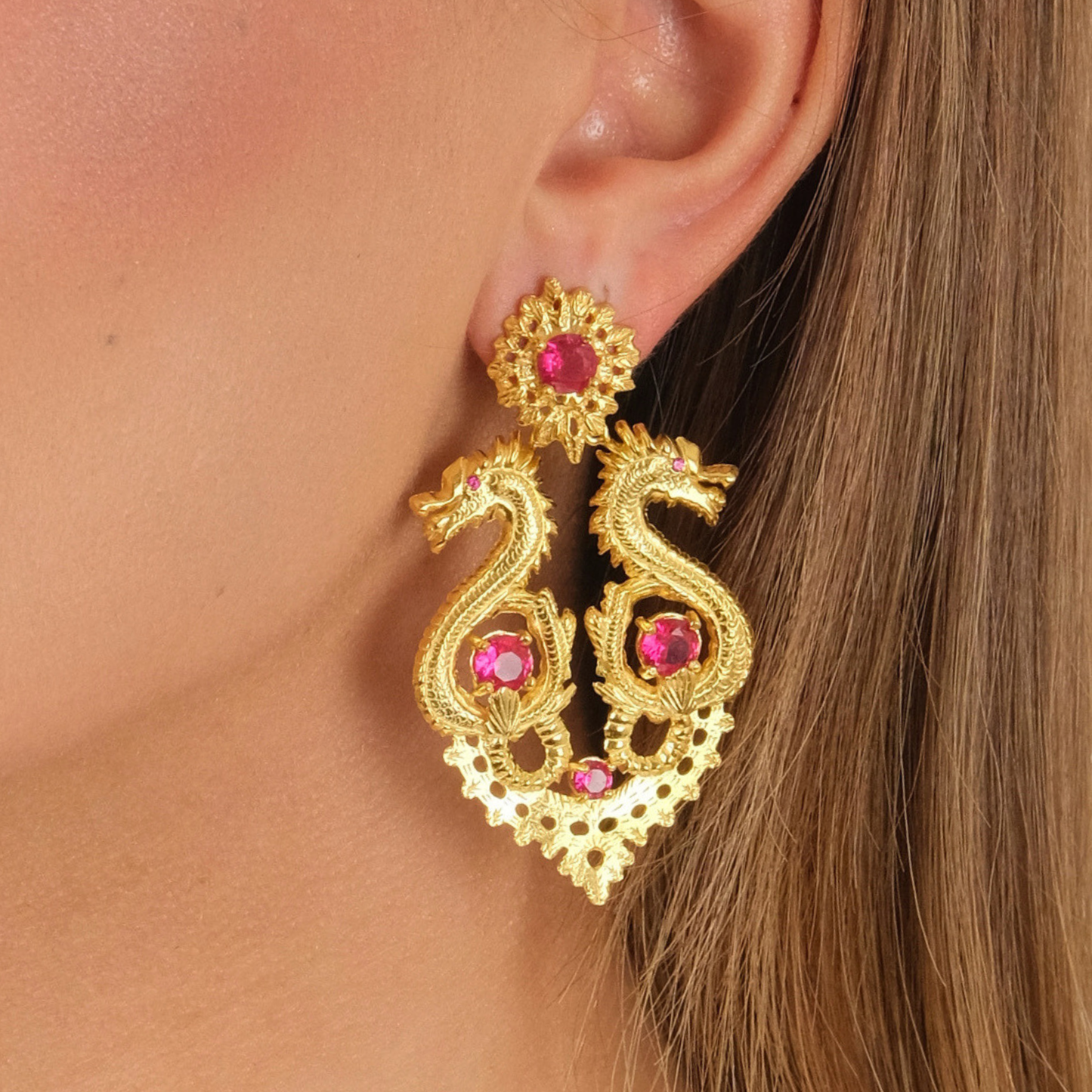 Pendientes Reina Dragón XL Rojo de Plata Bañada en Oro