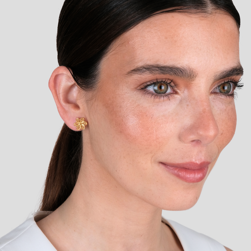 Brincos Flor em Prata Dourada