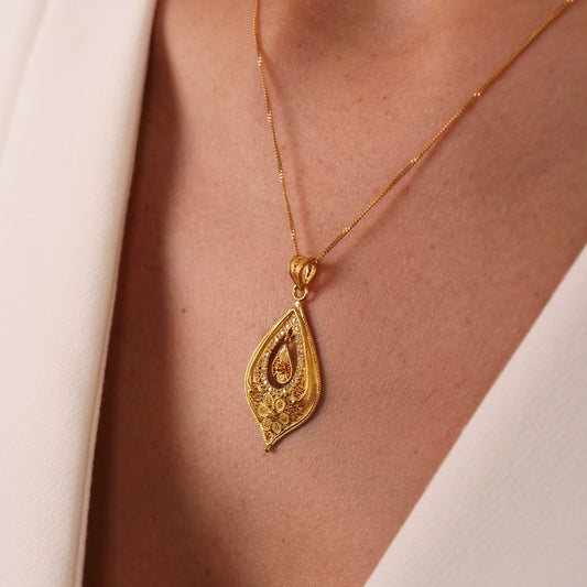 Collier Larme Fleur en Or 19,2 Carats et Diamants