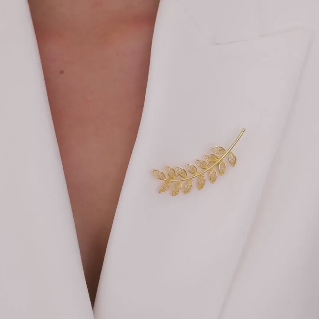 Brooch Leaves in Gold Plated Silver