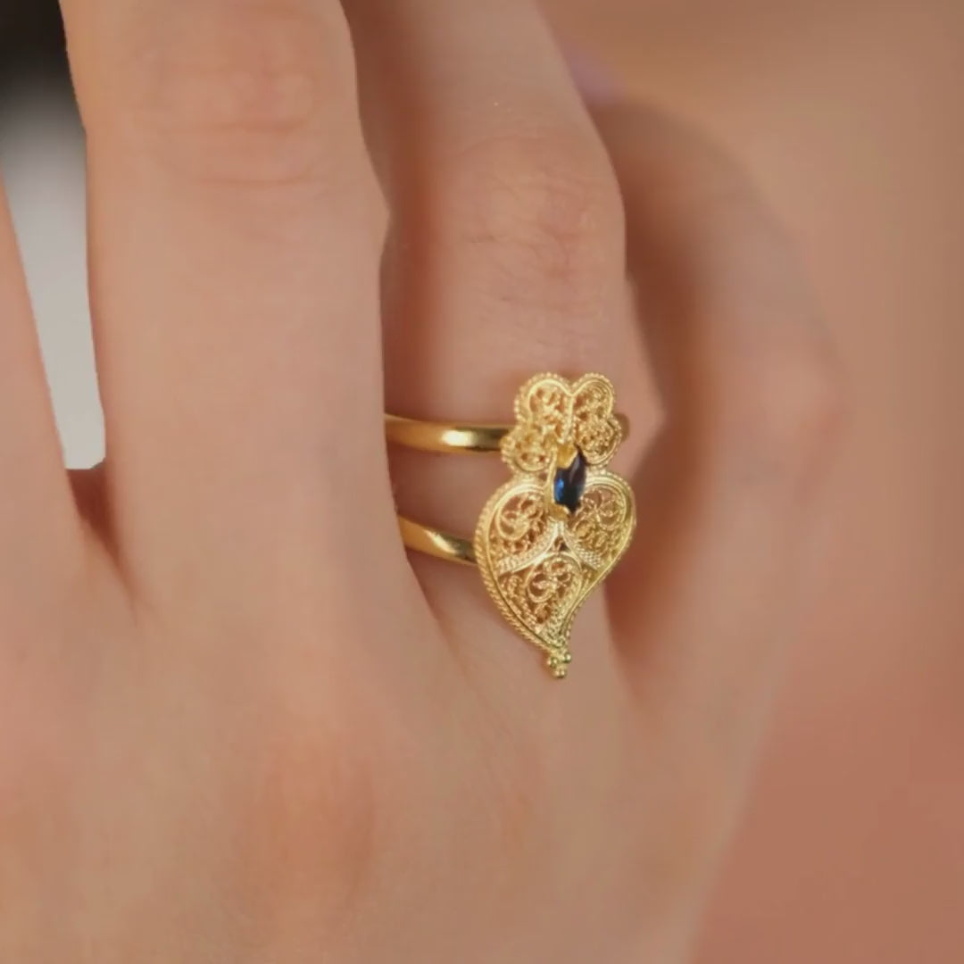 Ring Heart of Viana Blue in Gold Plated Silver