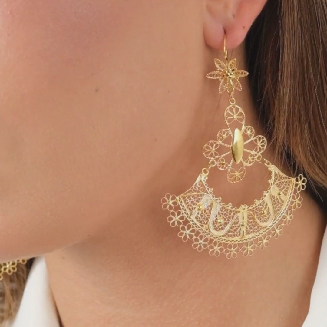 Earrings Skirt in Silver