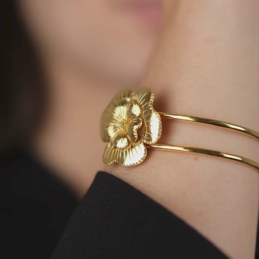 Bracelet There Goes the Flower of Amália in Gold Plated Silver