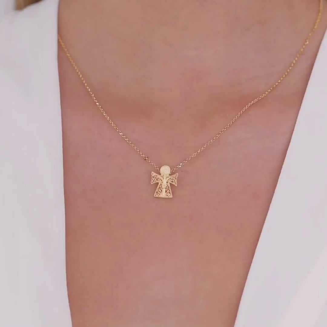 Necklace Guardian Angel in Gold Plated Silver